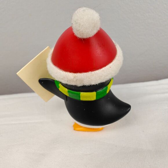 Hallmark 2009 Sign of the Times Penguin Ornament Christmas Holiday Cute 2.5” - Picture 6 of 9